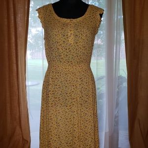 Yellow floral cotton sundress 💛